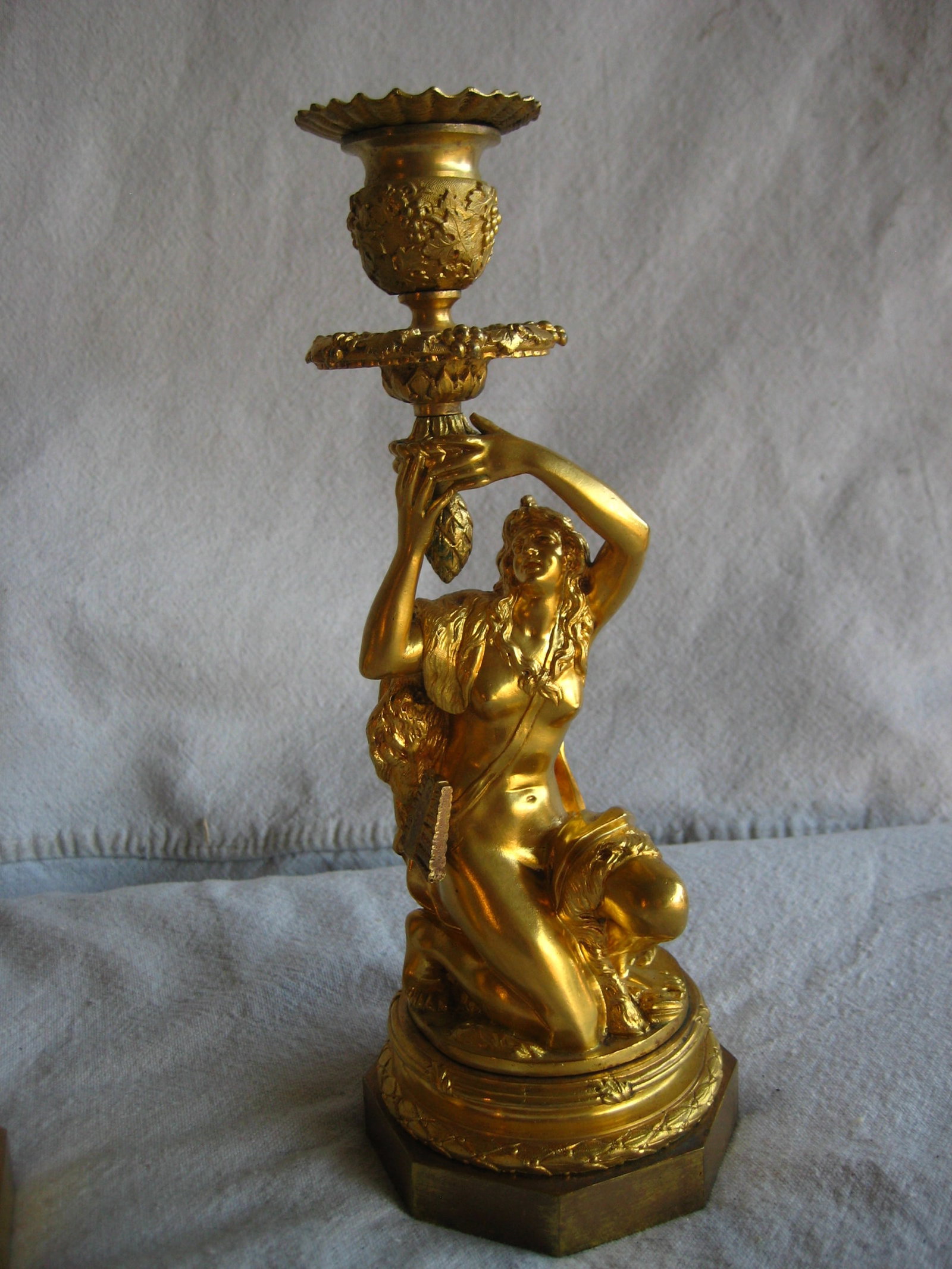 Mid 19th Century Pair of French Napoleon III Gilded Bronze Candlestick - 3