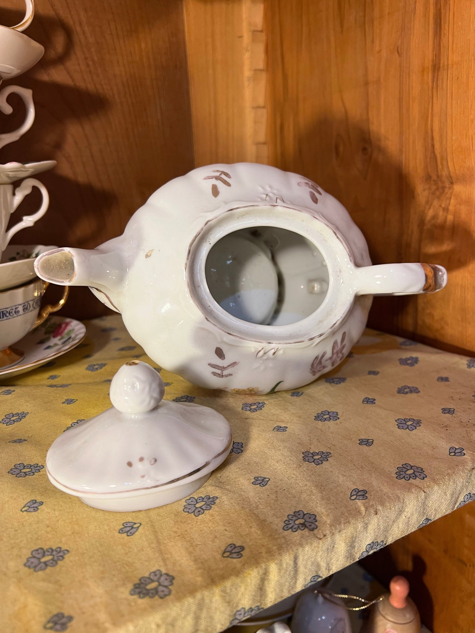 1950 Floral Porcelain Musical Teapot Music Stands - 4