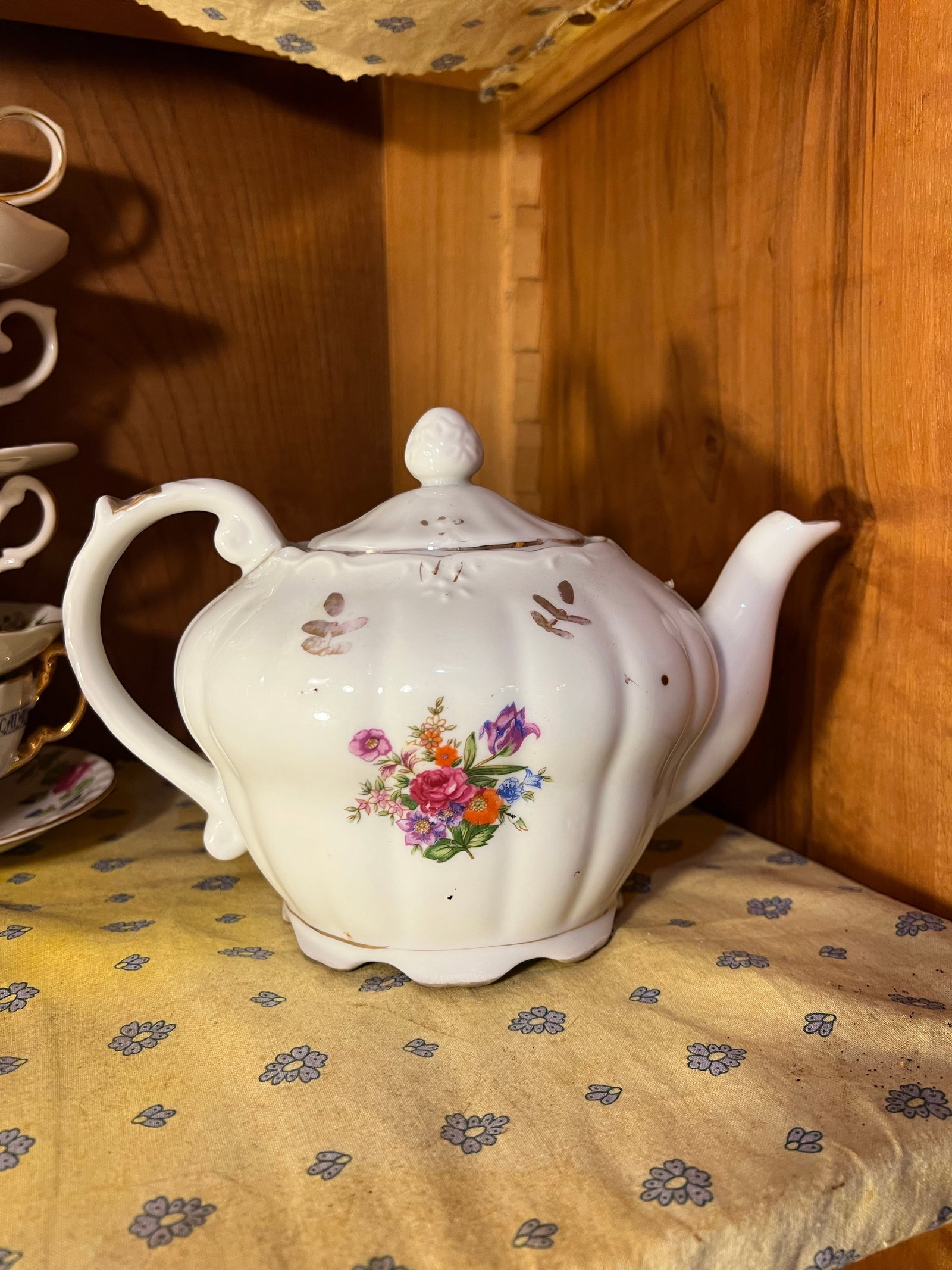 1950 Floral Porcelain Musical Teapot Music Stands - 6