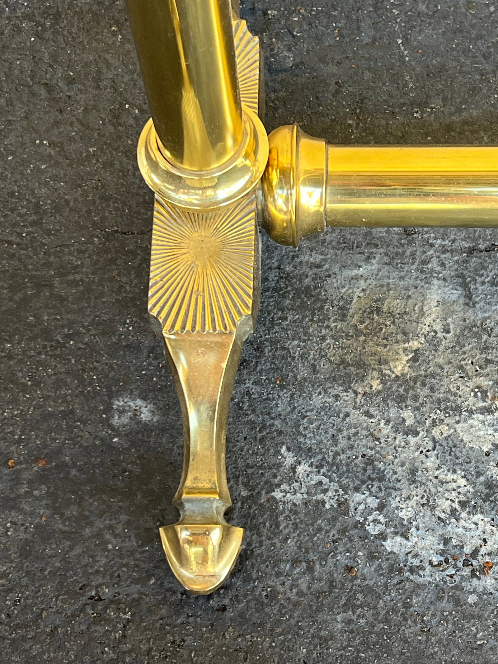 Late 19th Century Victorian Brass Quilt Blanket Rack Stand Holder With Clasped Hands - 3