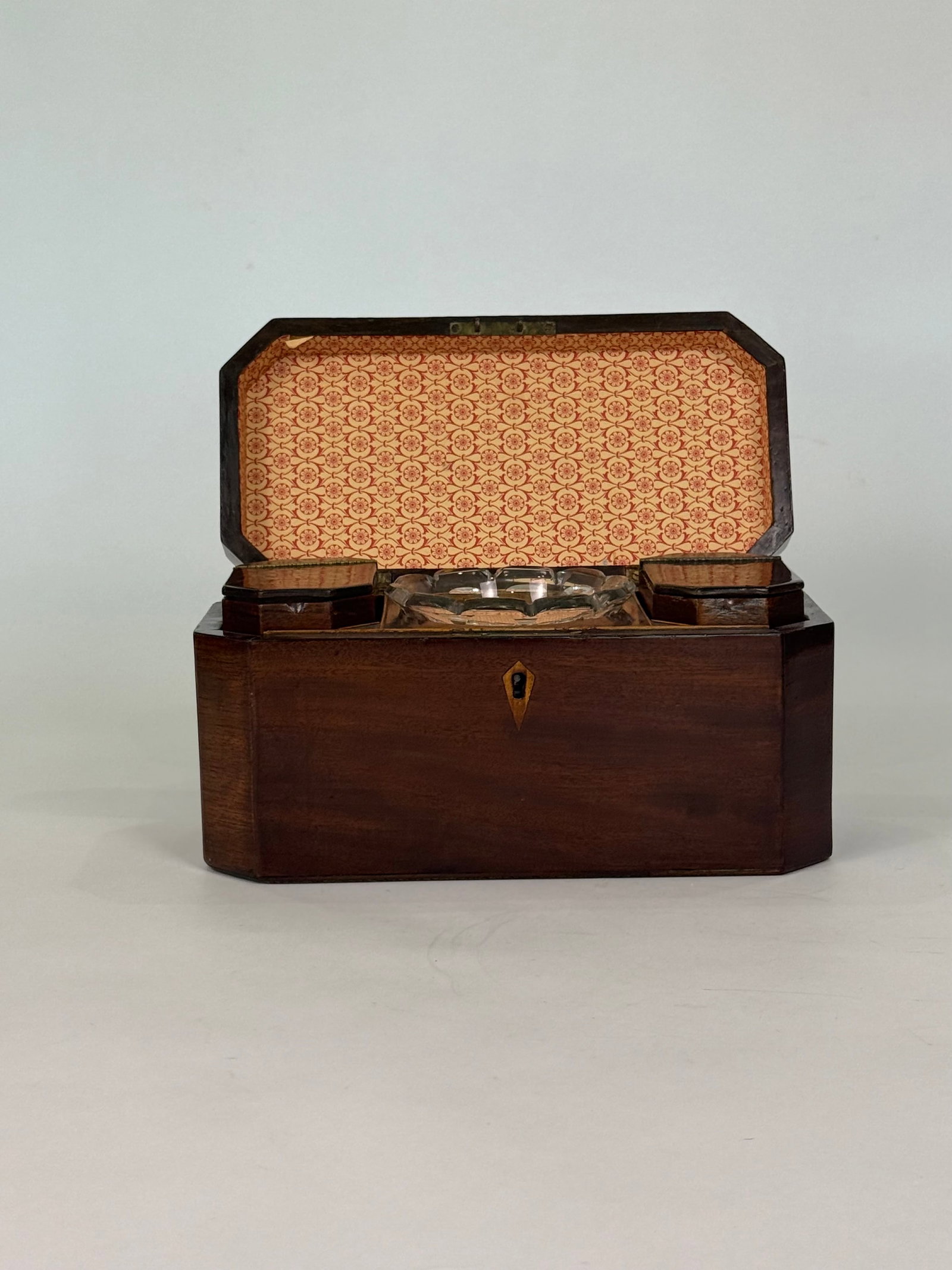 Octagonal Mahogany English Tea Caddy With Brass Hardware and Mixing Bowl - 3