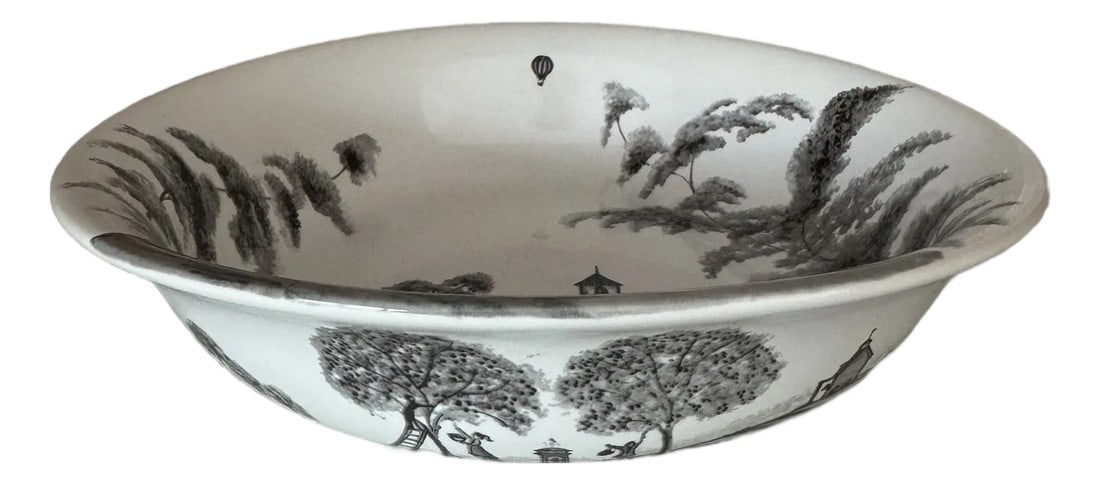 Juliska 10" "Country Estate" 10" Serving Bowl: Juliska 10" "Country Estate" serving bowl in Flint Gray Condition: Imperfections: No Imperfections Dimensions: Height: 2.5 in. Width: 10 in. Depth: 10 in. Category: Serving Bowls Origin: Portugal Mate
