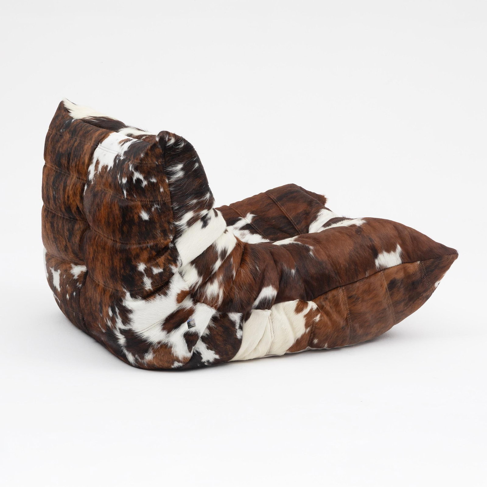 Vintage Ligne Roset Togo Fireside Chair in Natural Cowhide - Michel Ducaroy, 1970s - 7