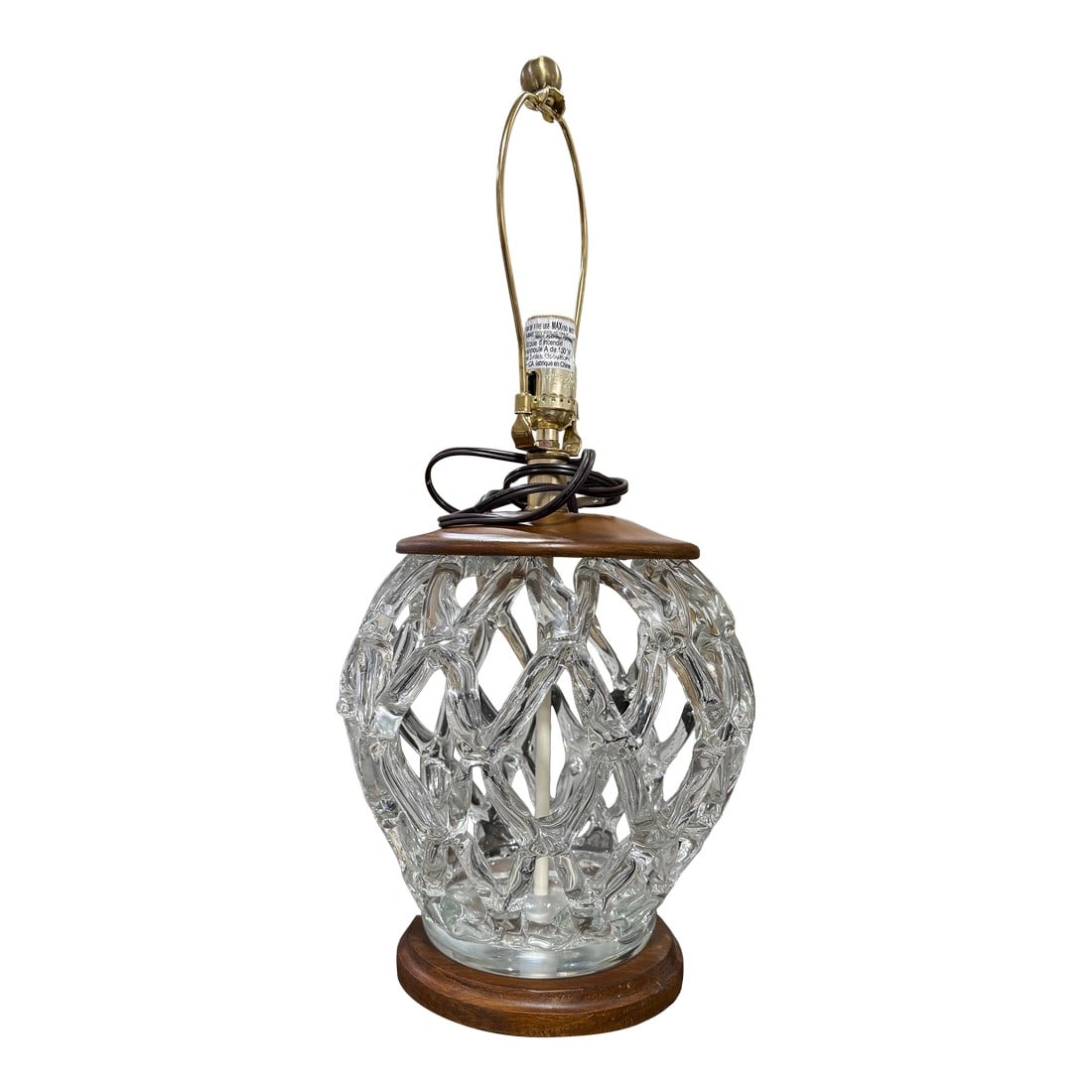 Vintage Murano Interaccio Glass Centerpiece by Barovier E Toso Lamp: Vintage Murano Interaccio Glass Centerpiece By Barovier e Toso Lamp Excellent condition no shade The Vintage Murano Interaccio Glass Centerpiece by Barovier e Toso Lamp is a stunning example of