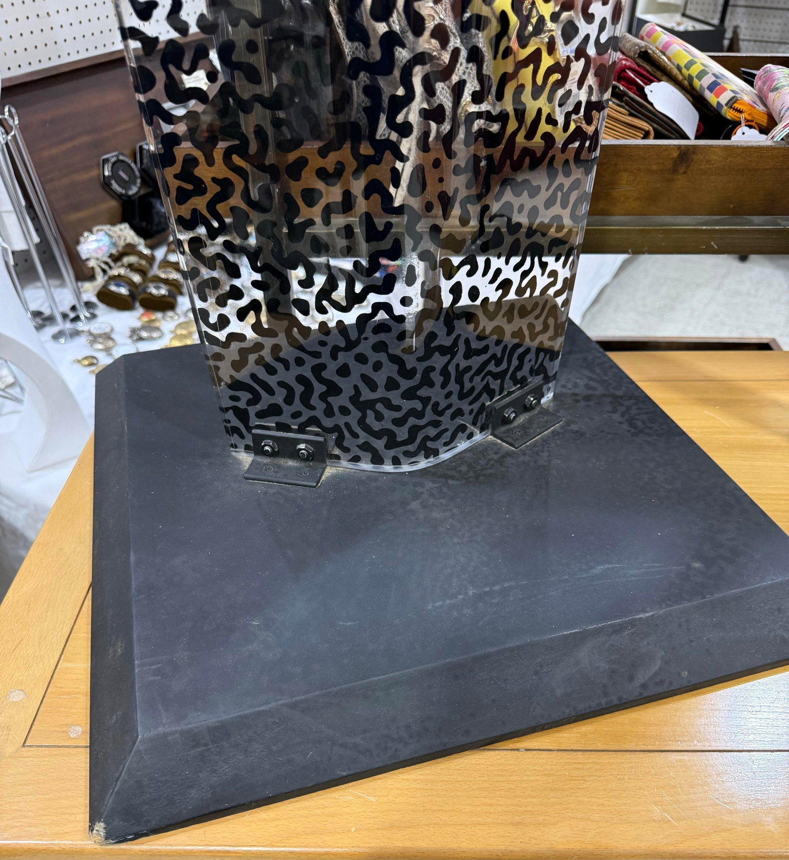 1970s Original Large Leopard Pattern Lucite 'Torso' Sculpture 34" Rare - 2