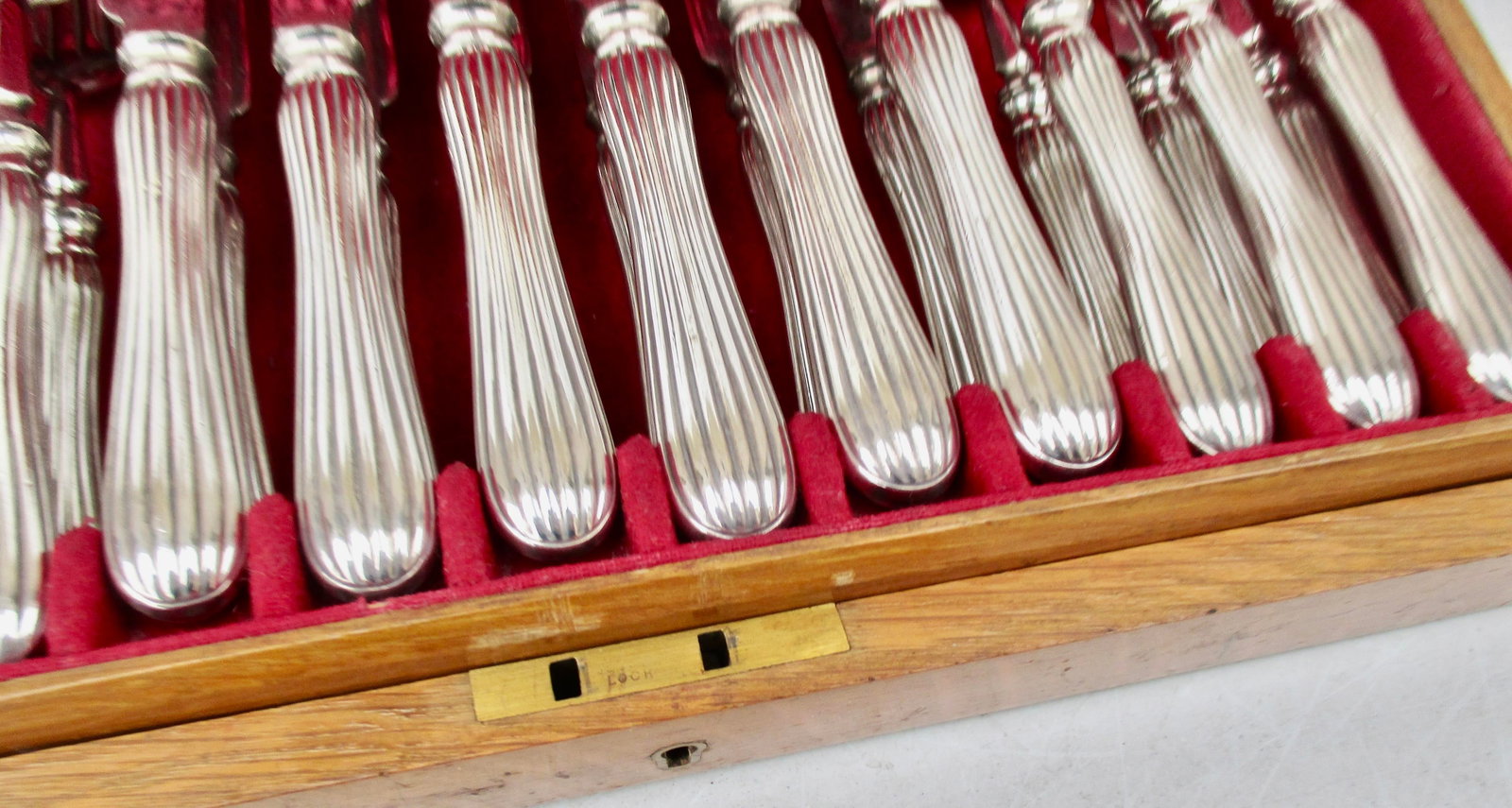 1900s Dixon Fruit Set in Original Case Circa 1900 - 24 Pieces - 8