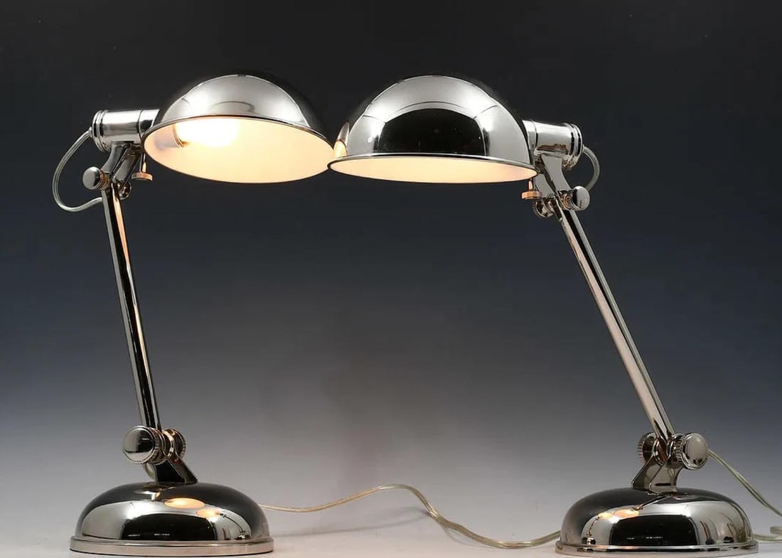 Late 20th Century Ralph Lauren Home Polished Chrome Articulated Desk Lamps - a Pair - 3