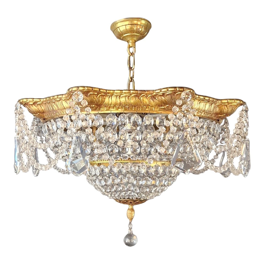 1900s Baroque Revival Crystal Chandelier Brass Basket Form Restored Historicism: This expressive crystal chandelier has been fully restored in our Berlin workshop with great care and expertise. The entire electrical system has been renewed to meet modern standards. All crystals ha