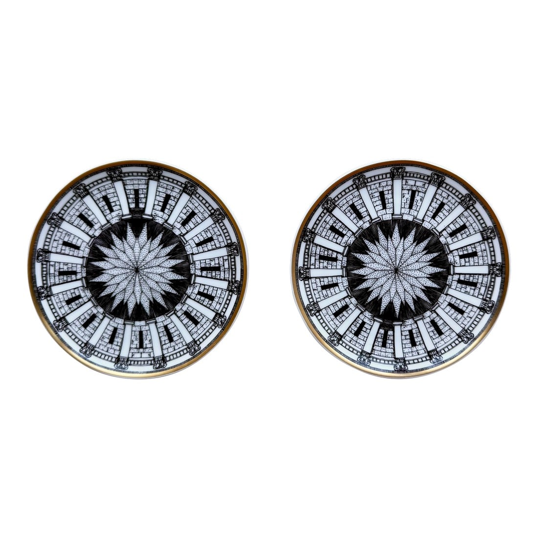 Late 20th Century Rosenthal Fornasetti Palladiana Porcelain Coasters / Dishes With Gold Trim –: Elegant set of two Rosenthal Studio-Line porcelain dishes featuring the iconic Fornasetti Palladiana architectural motif, finished with refined gold trim. Designed in collaboration with Piero