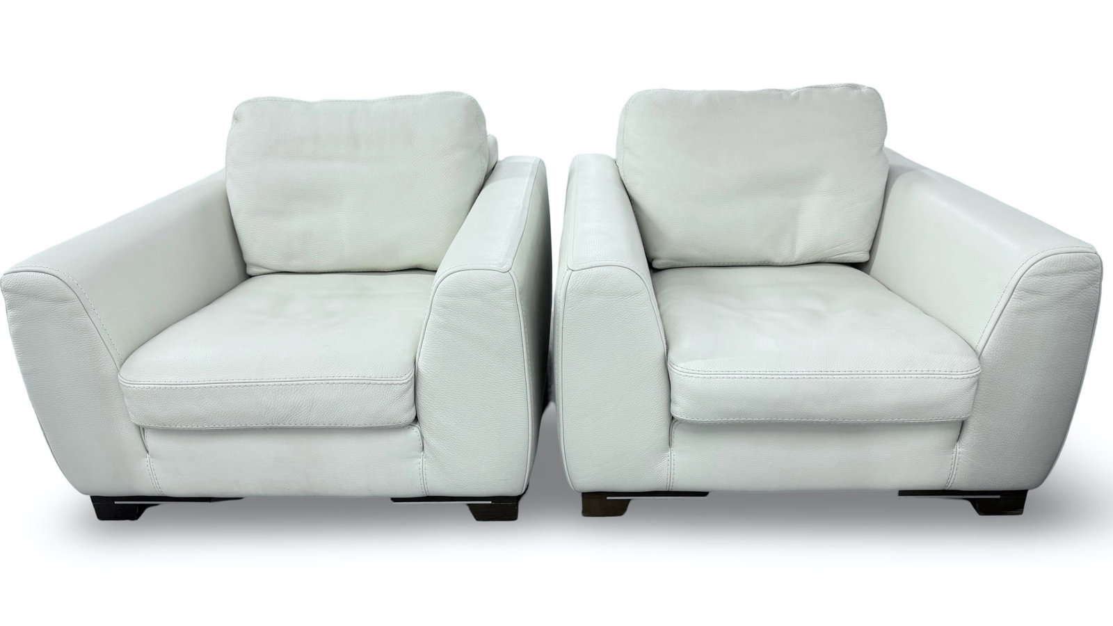 Roche Bobois Leather Sofa and Club Chairs Set. France 1990's - 11
