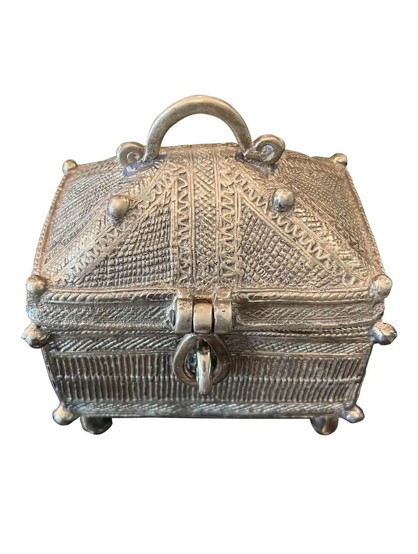 Antique Dokra Brass Treasure Trinket Box - 3