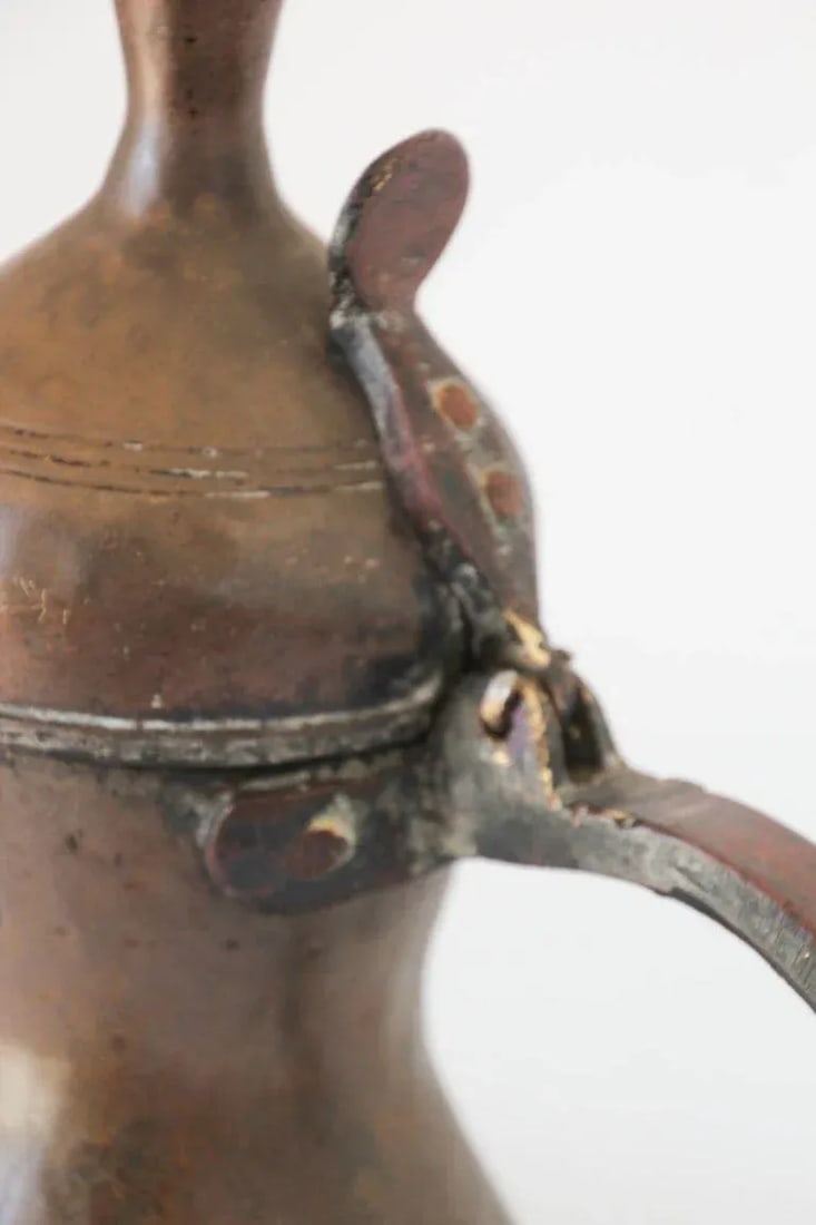 Middle Eastern Antique Dallah Arabic Coffee Pot - 4