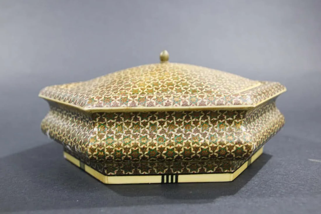 Anglo Indian Micro Sadeli Mosaic Inlaid Box - 10