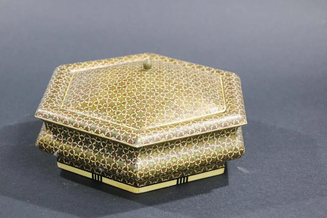 Anglo Indian Micro Sadeli Mosaic Inlaid Box - 2