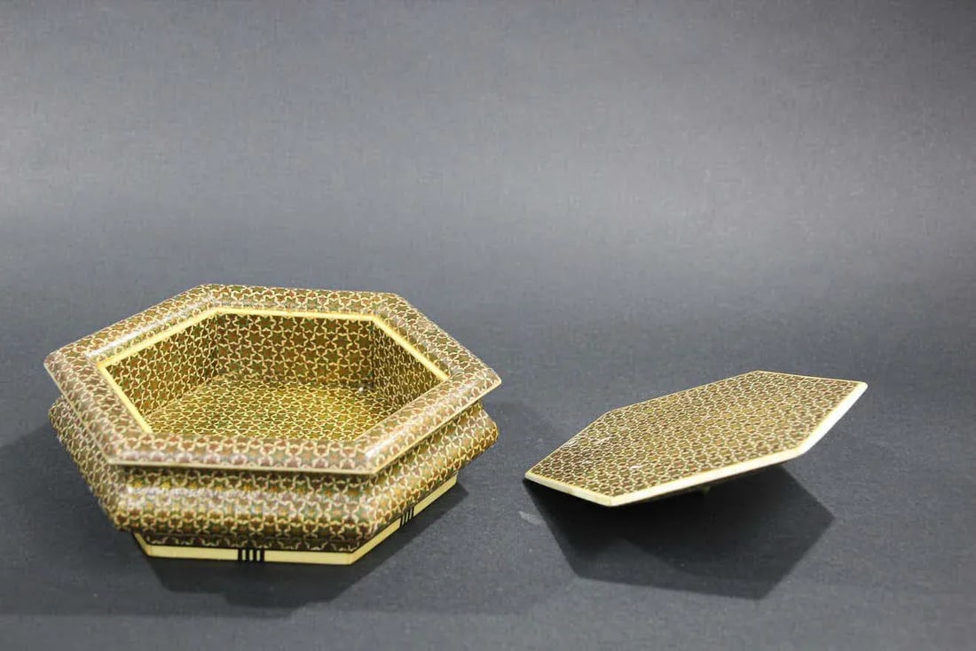Anglo Indian Micro Sadeli Mosaic Inlaid Box - 8