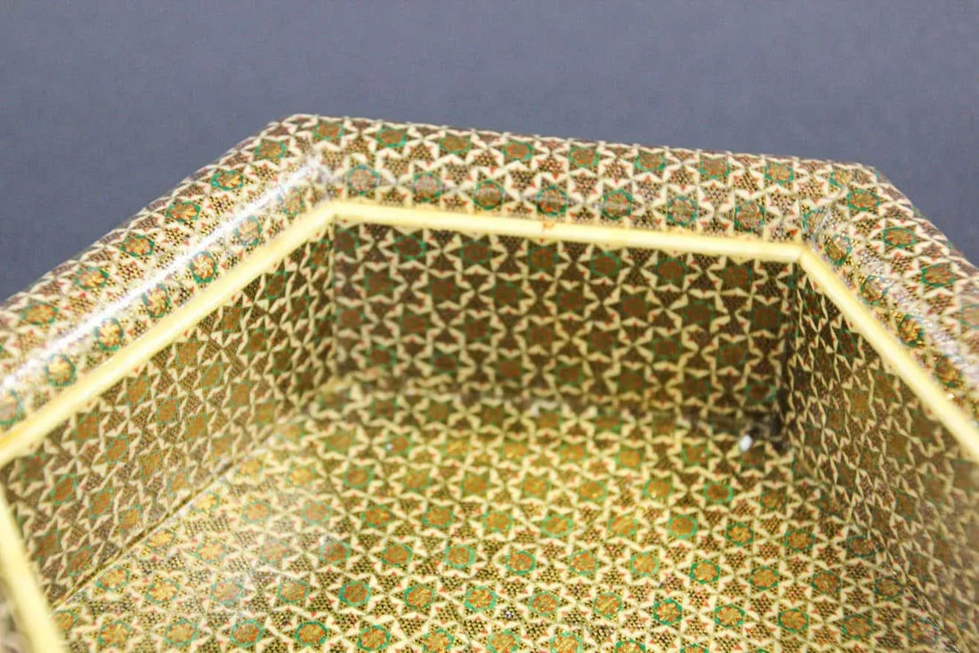 Anglo Indian Micro Sadeli Mosaic Inlaid Box - 9