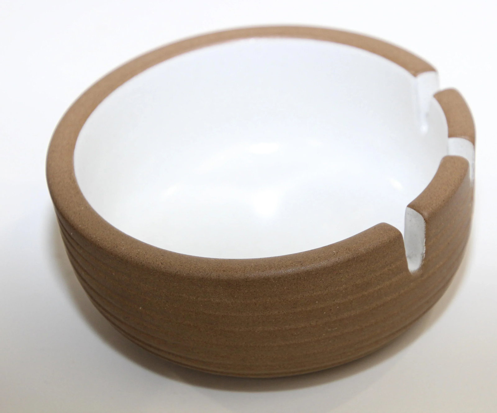 Vintage Mid-Century Modern White Ceramic Ashtrays by Edith Heath - A Pair - 8