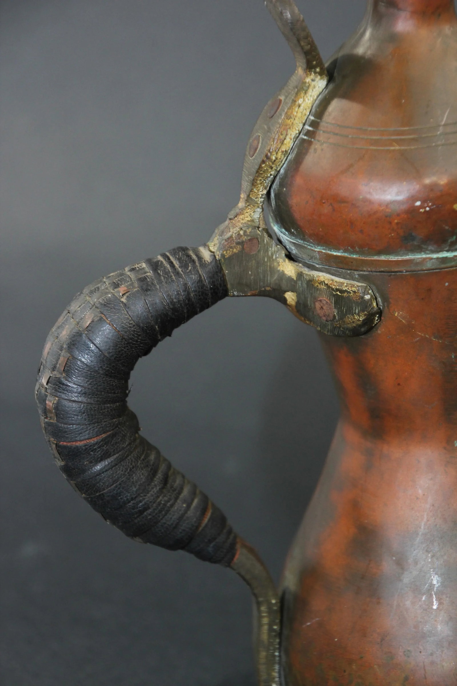 Arabian Middle Eastern Dallah Moorish Coffee Pot - 3