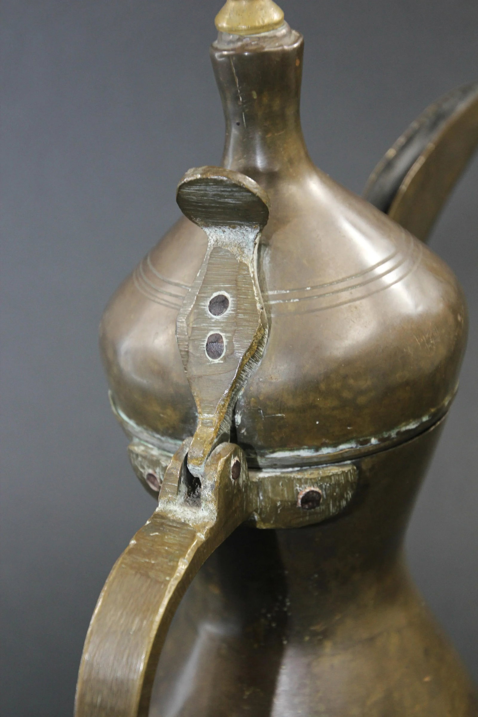 Middle Eastern Moorish Dallah Arabic Coffee Pot - 11