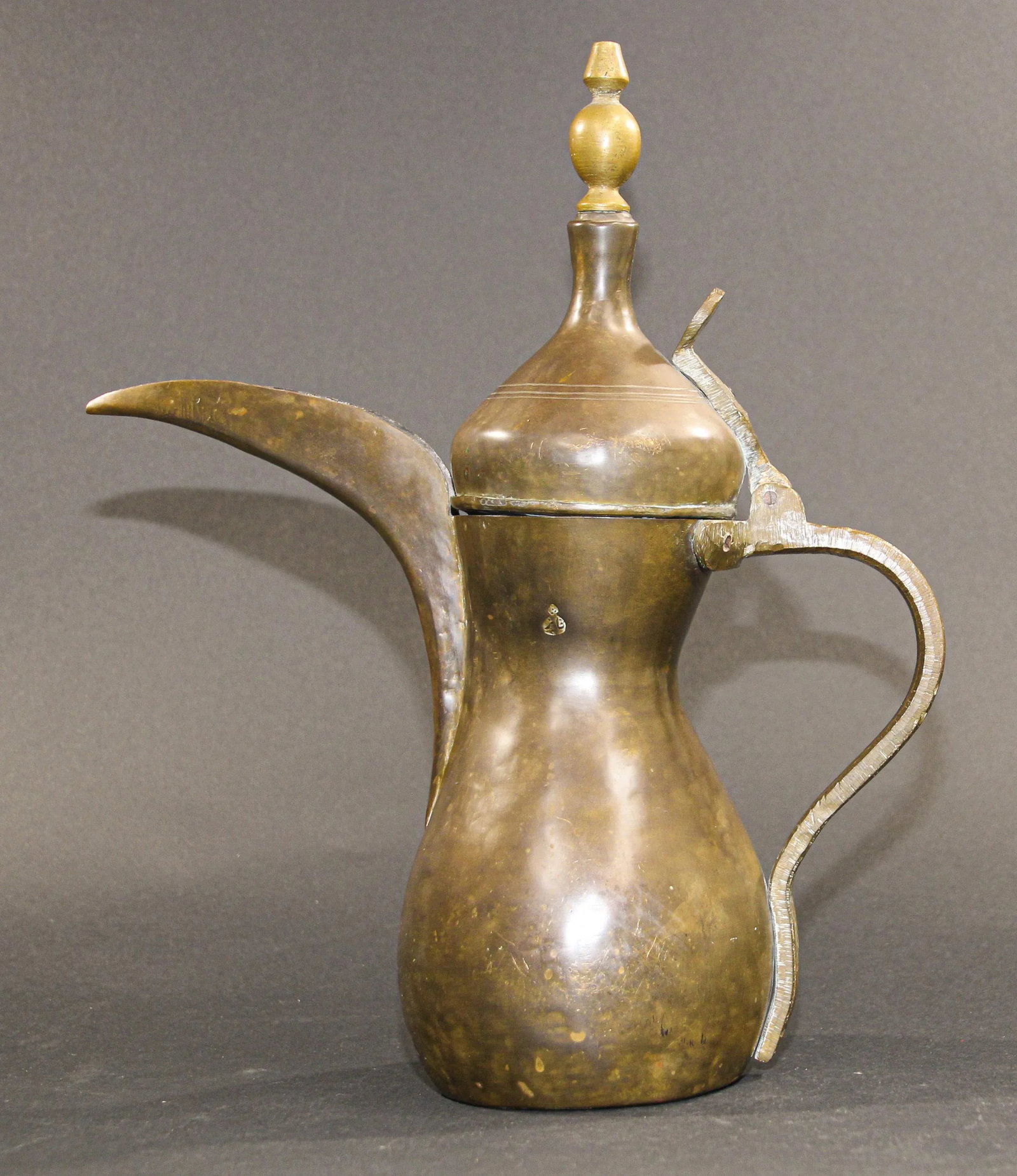 Middle Eastern Moorish Dallah Arabic Coffee Pot - 5