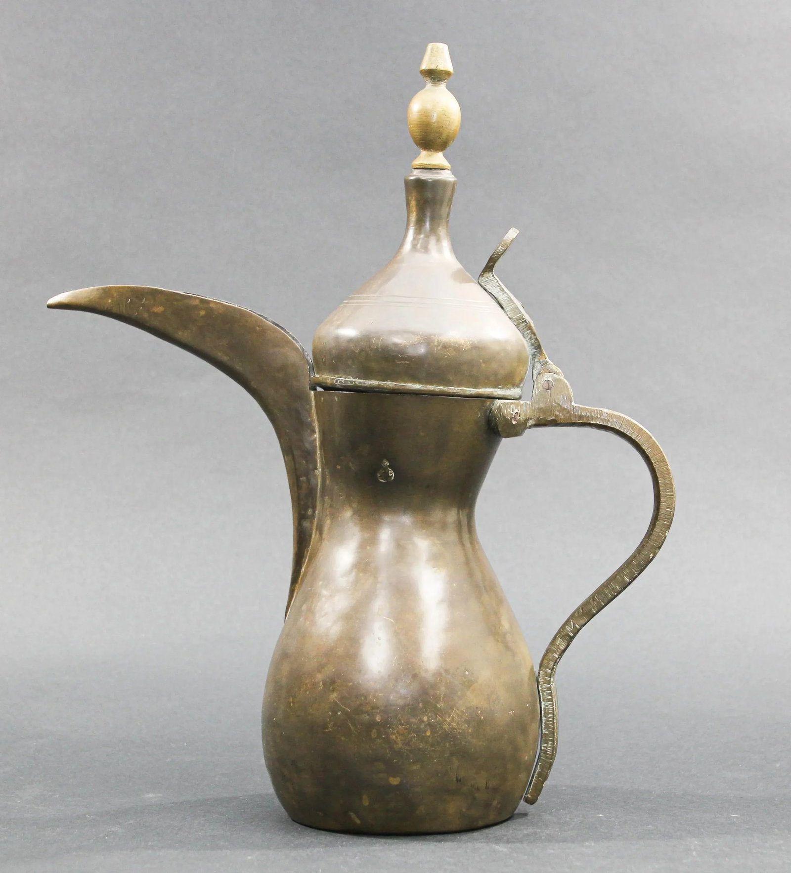 Middle Eastern Moorish Dallah Arabic Coffee Pot - 6
