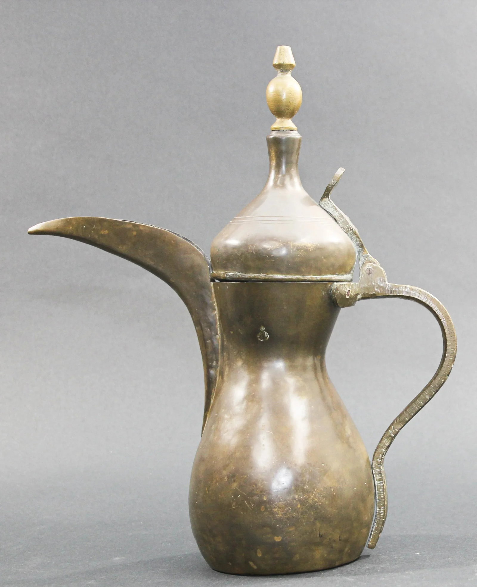 Middle Eastern Moorish Dallah Arabic Coffee Pot - 7