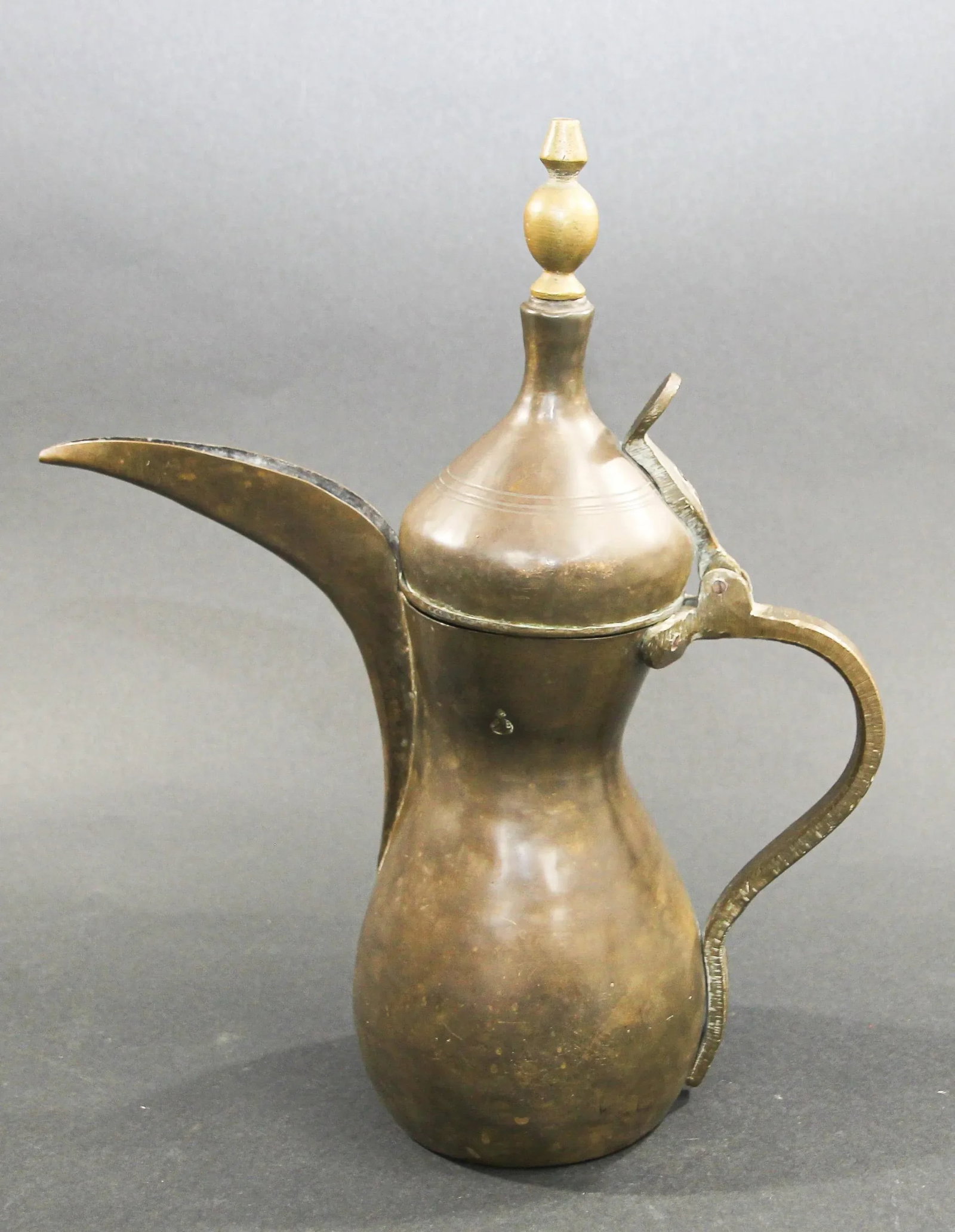 Middle Eastern Moorish Dallah Arabic Coffee Pot - 8