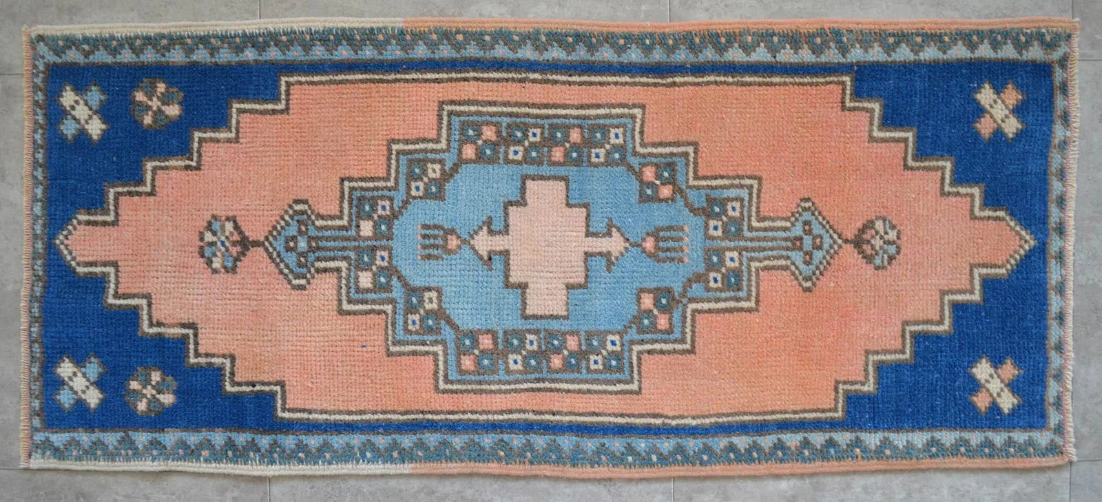 1970s Vintage Hand Knotted Turkish Rug - 22"³ × 50"³ - 6