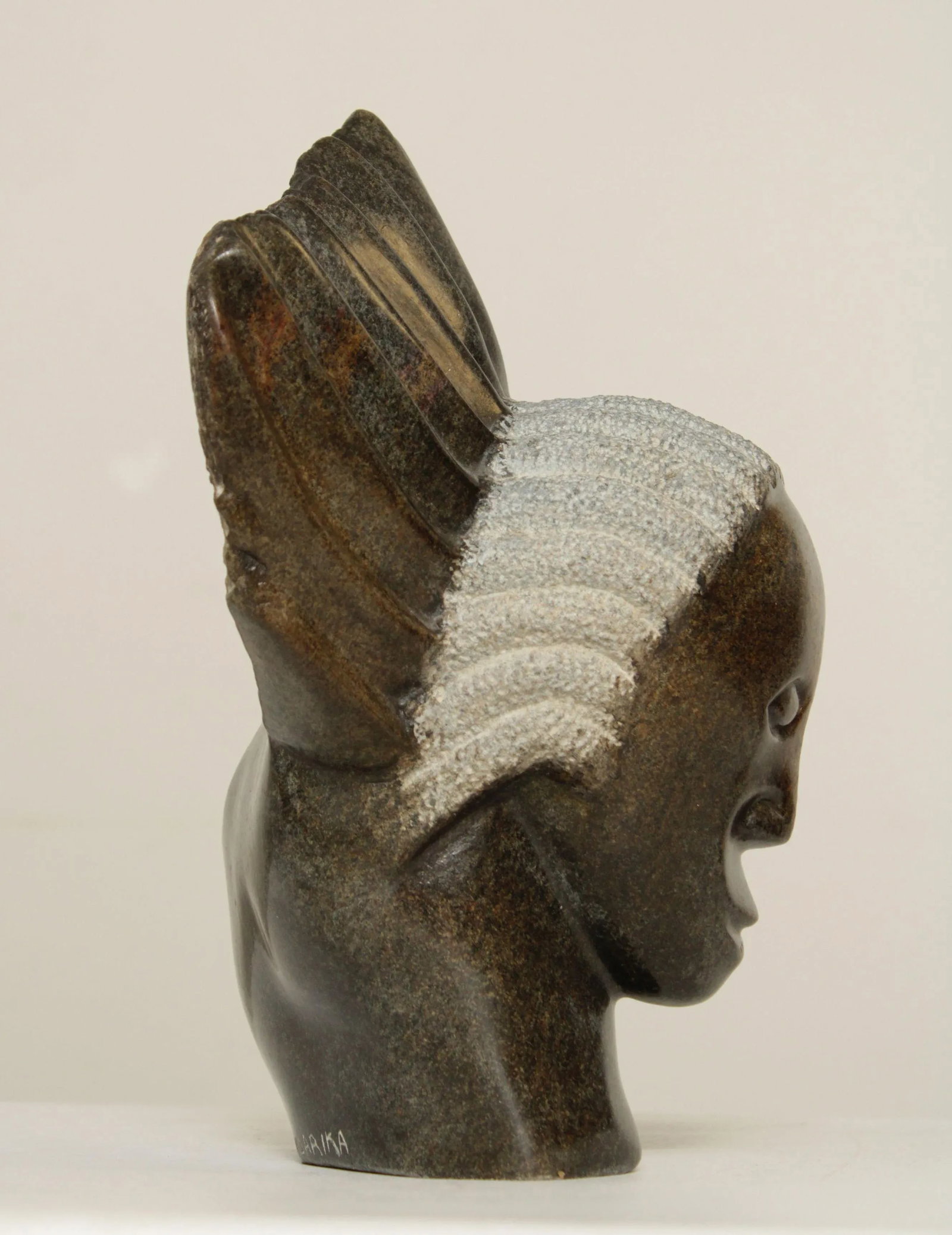 Late 20th Century Modern Bust Shona Stone Sculpture by Locardia Ndandarika - 5