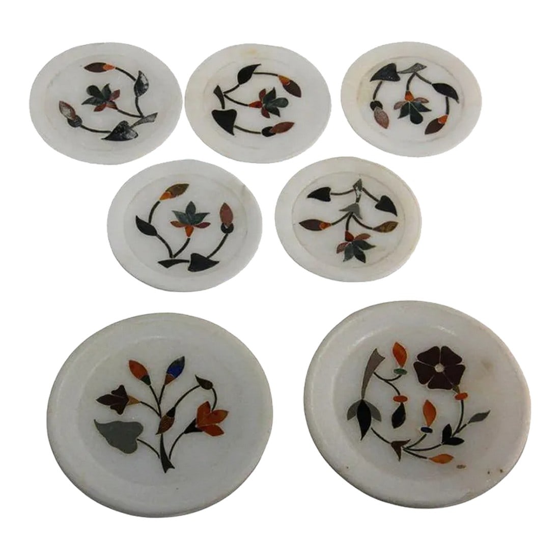 Vintage Rajasthani Pietra Dura White Stone Inlay Taj Mahal India Style Coasters- Set of 7: Vintage Rajasthani Pietra Dura White Stone Inlay Taj Mahal India Style coaster plates. Rajasthani inlaid stone marble decorative set of 7 small round plates in Pietra Dura work. Beautiful handcrafted