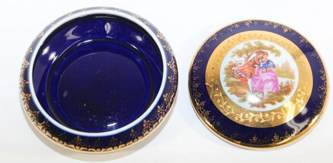 Vintage Cobalt Blue Royal Limoges France 22-Karat Gold Trinket Box - 4