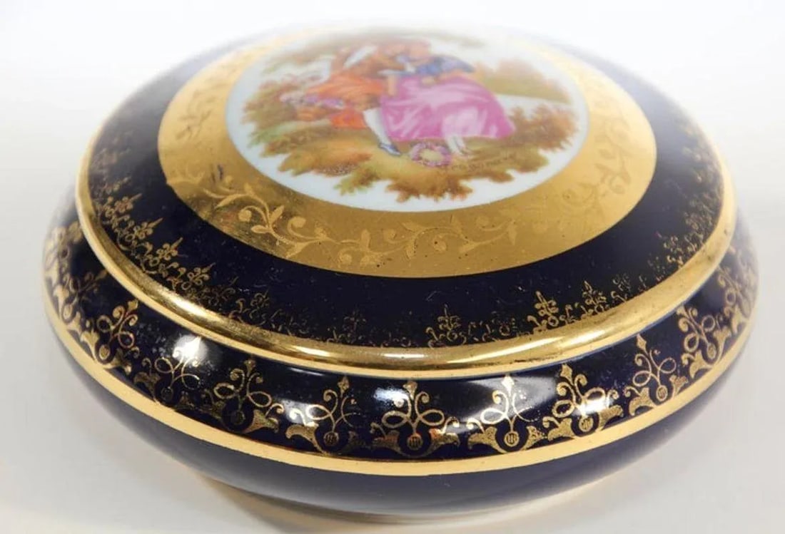 Vintage Cobalt Blue Royal Limoges France 22-Karat Gold Trinket Box - 8