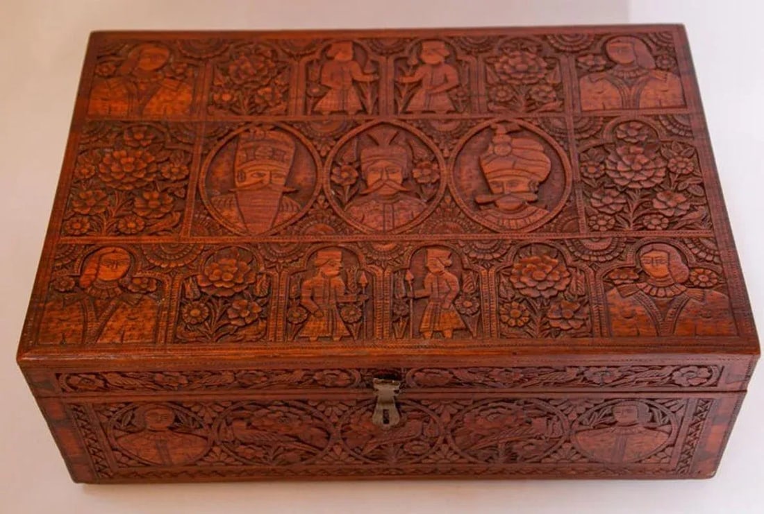 19th Century Large Antique Hand Carved Wooden Mughal Decorative Box - 10