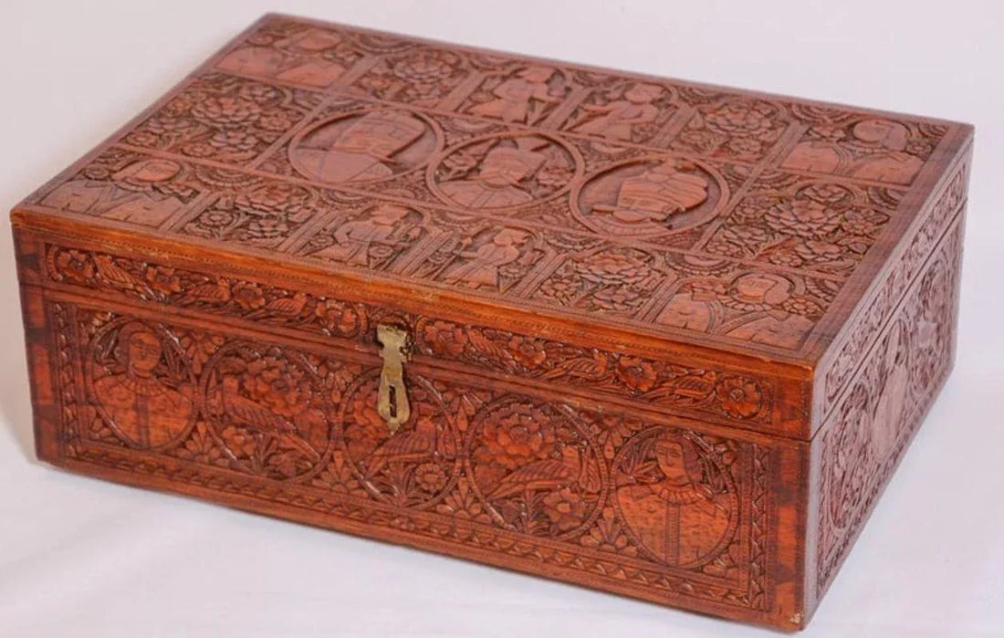 19th Century Large Antique Hand Carved Wooden Mughal Decorative Box - 11