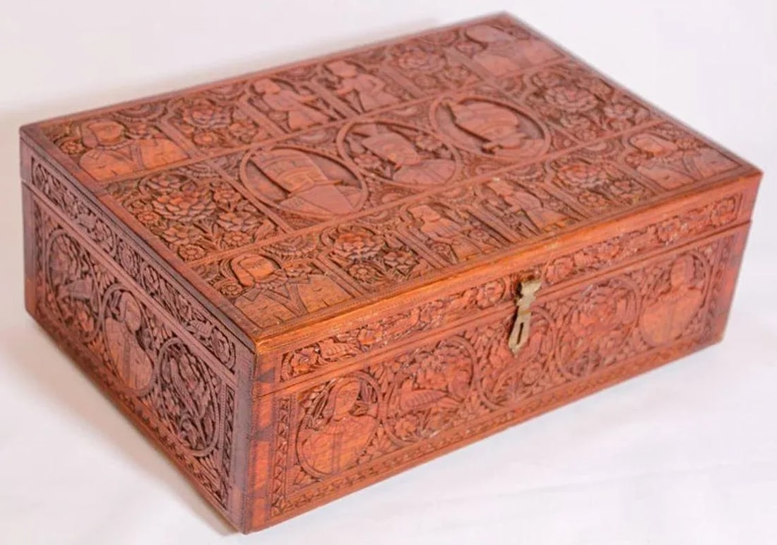19th Century Large Antique Hand Carved Wooden Mughal Decorative Box - 12