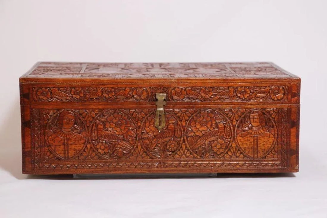19th Century Large Antique Hand Carved Wooden Mughal Decorative Box - 2