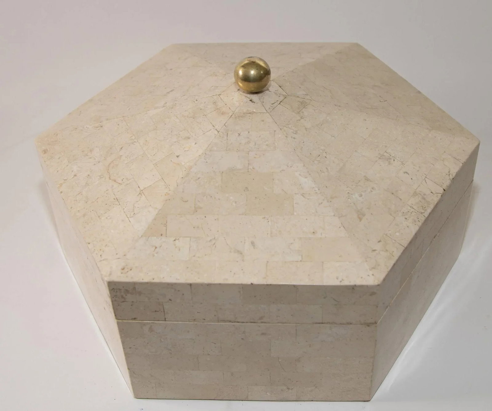 Maitland Smith Post Modern White Tessellated Hexagonal Stone Box 1980's - 4