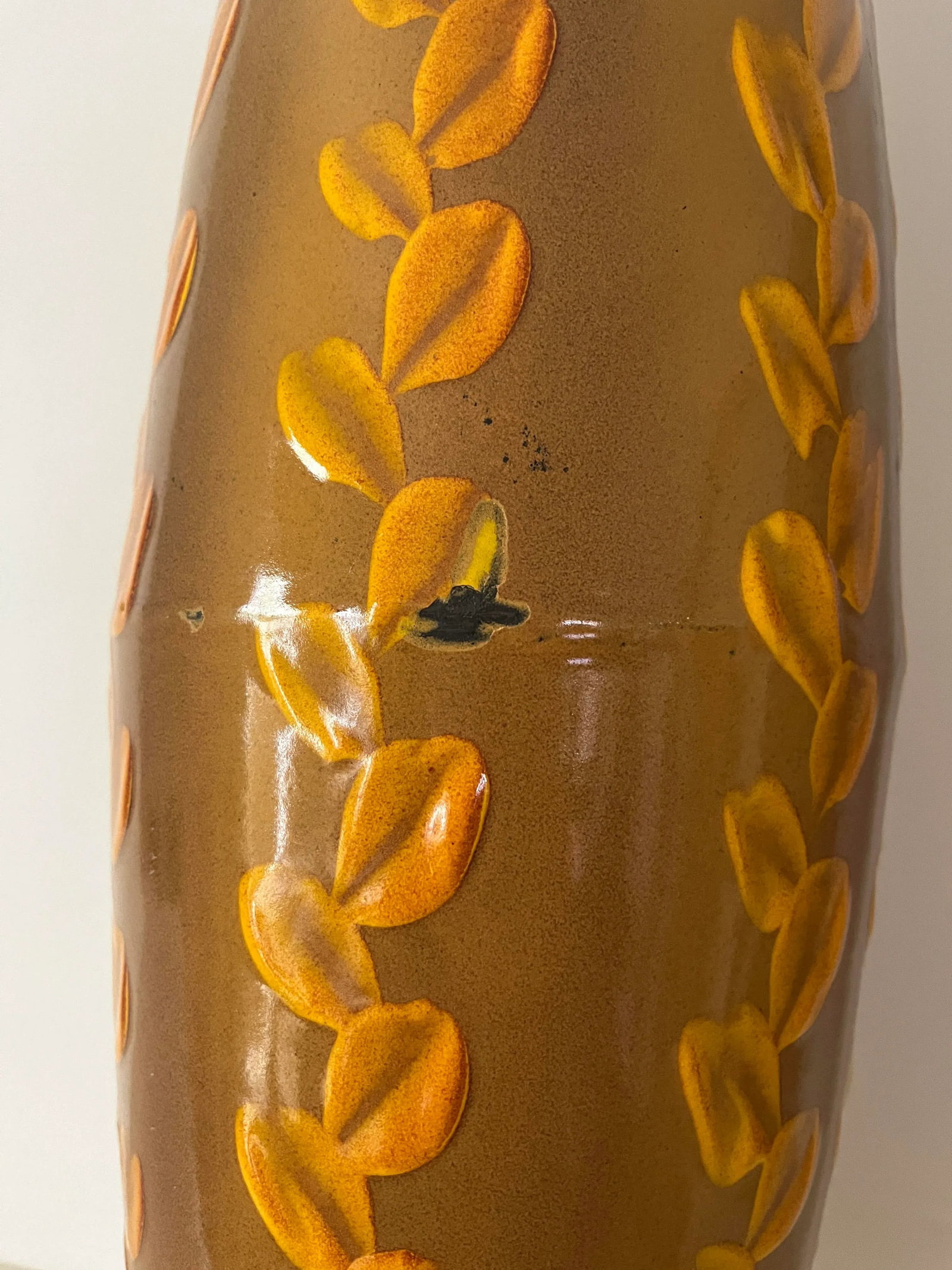 Pair of 1970s Glazed Leaf Vases by Zamoar Metalworks - 7