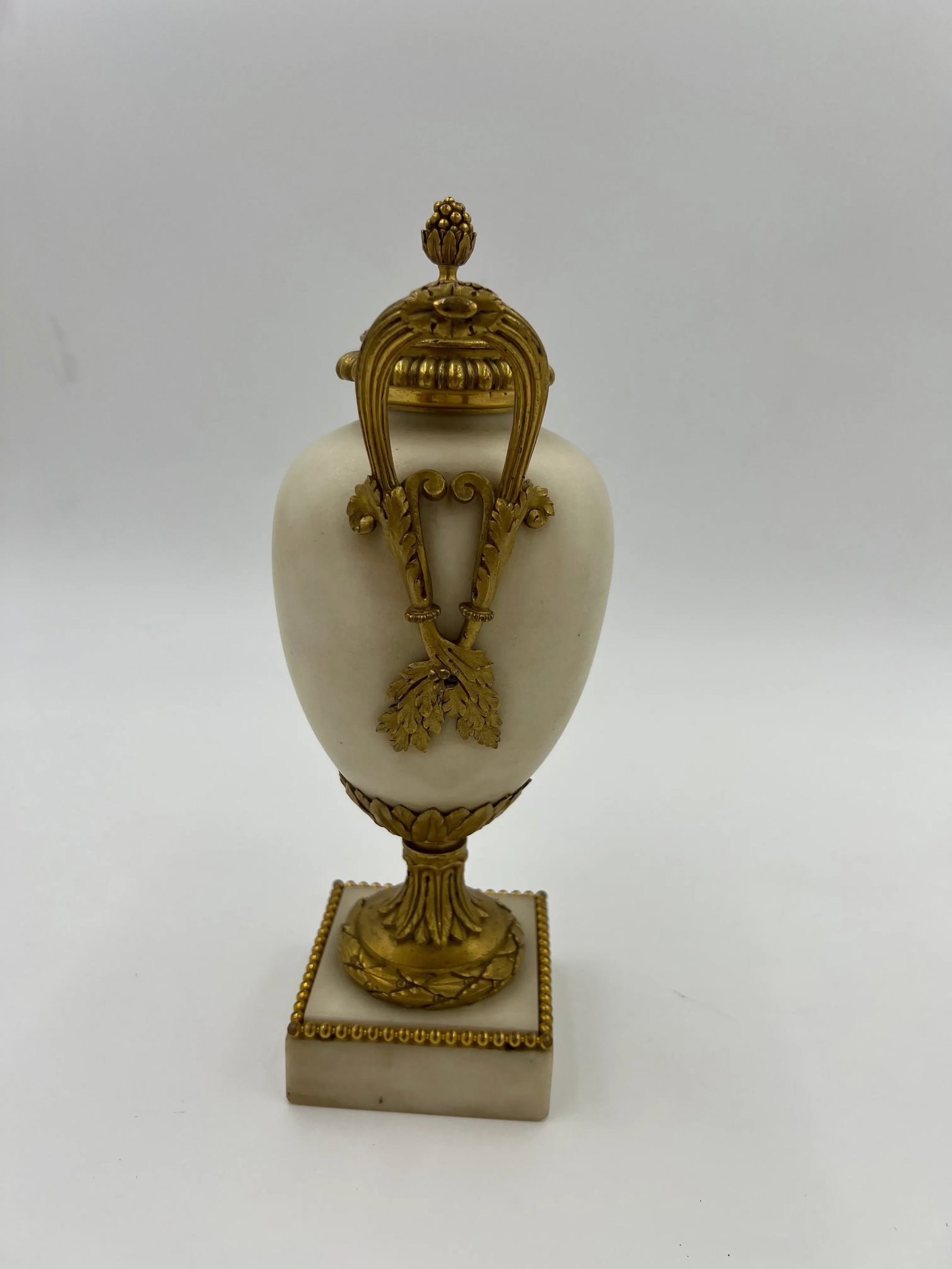 Fine Quality Pair, 19th Century French White Marble Bronze Ormolu Mounted Vases - 2