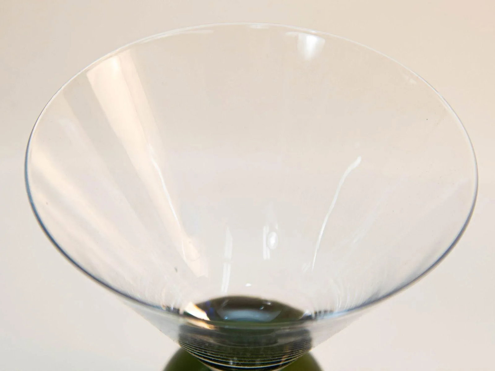 Postmodern Martini Cocktail Glasses Memphis Style Circa 1990 Set of 4 - 10