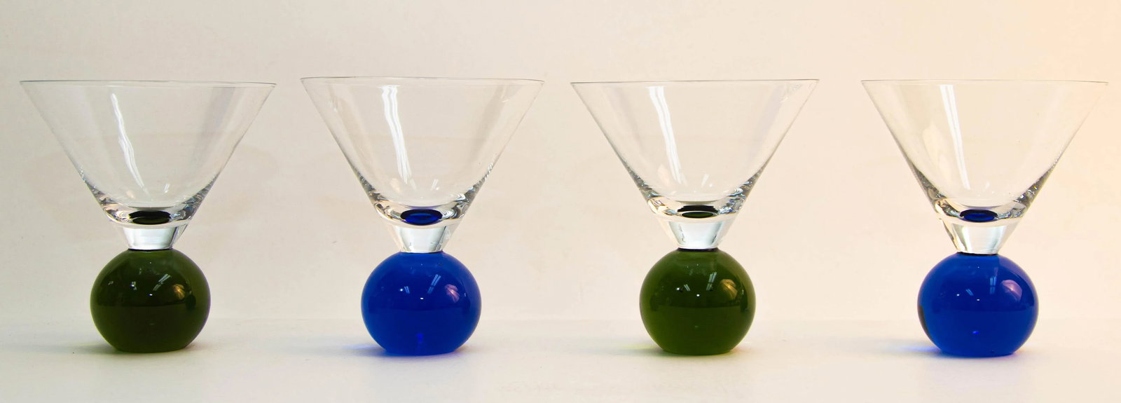 Postmodern Martini Cocktail Glasses Memphis Style Circa 1990 Set of 4 - 3