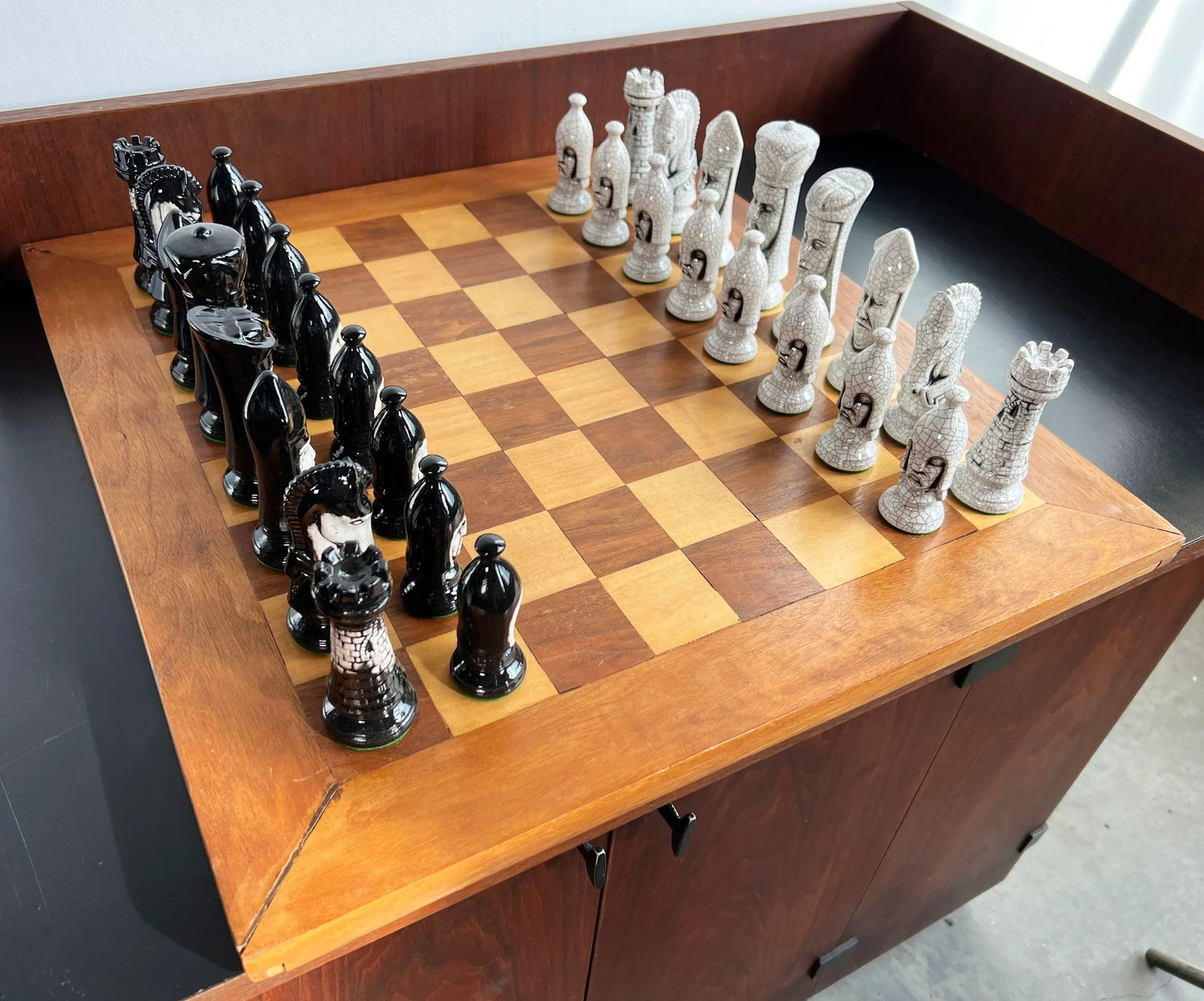 Vintage 1950's Ceramic Chess Set W/ Hand Made Wood Board - 5