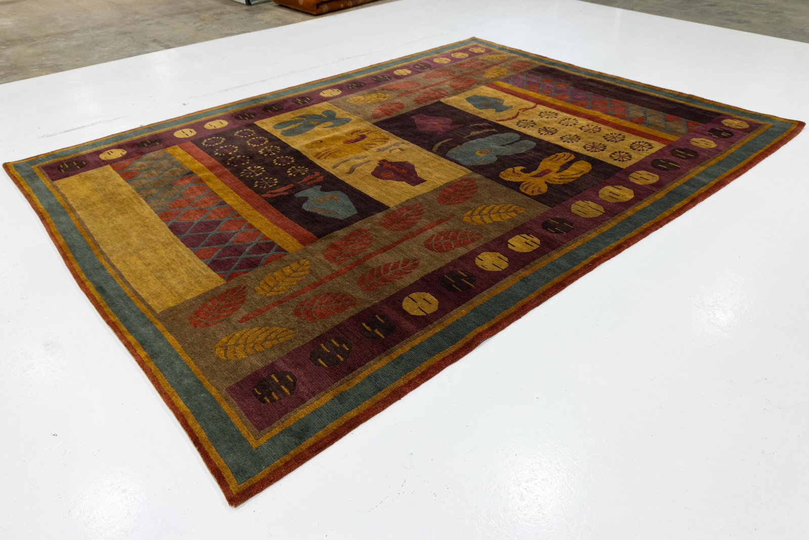 Modern Tibetan Hand-Knotted Wool and Silk Rug With Botanical and Geometric Motif - 5