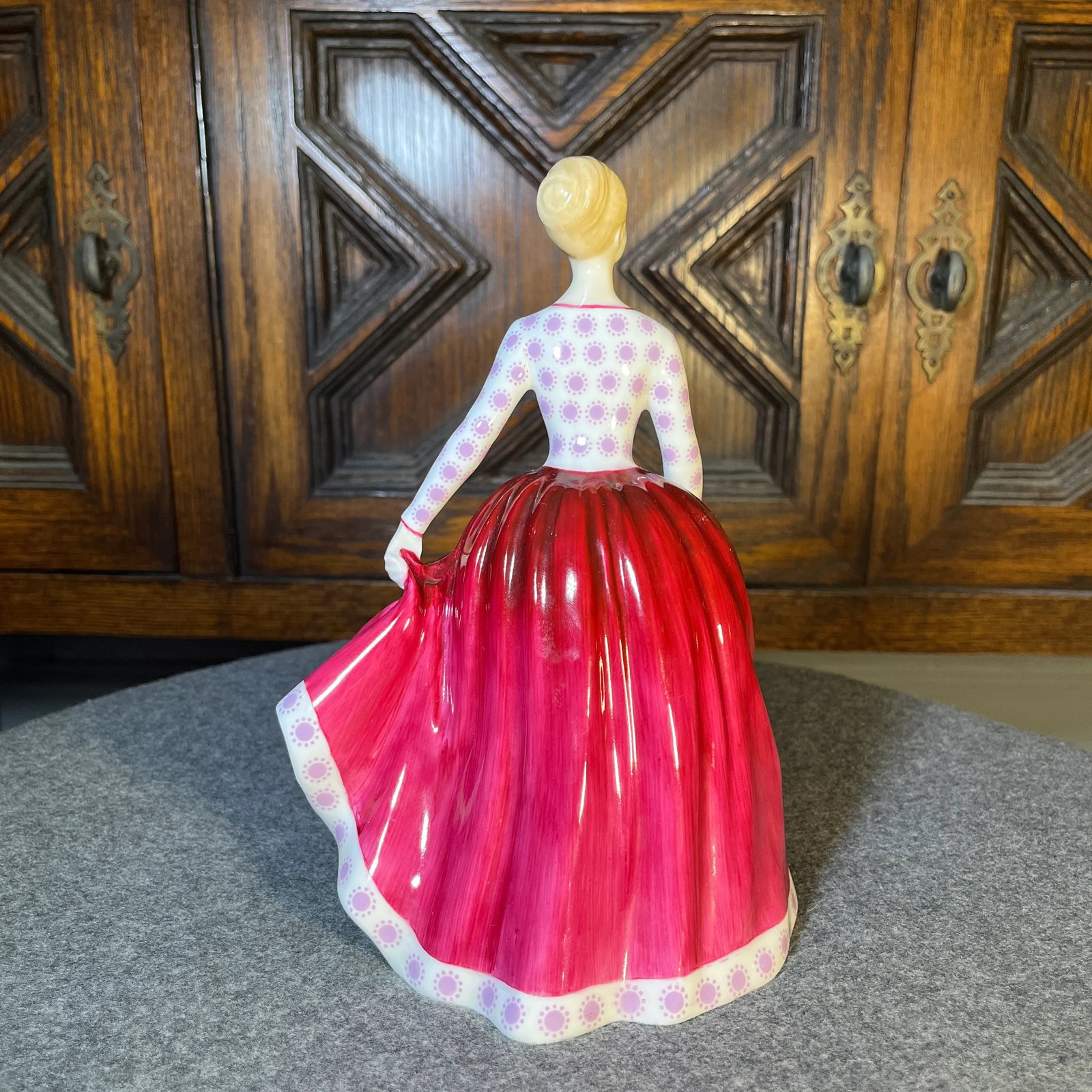 1970s Royal Doulton Porcelain Figurine, Fiona Hn2694 - 3