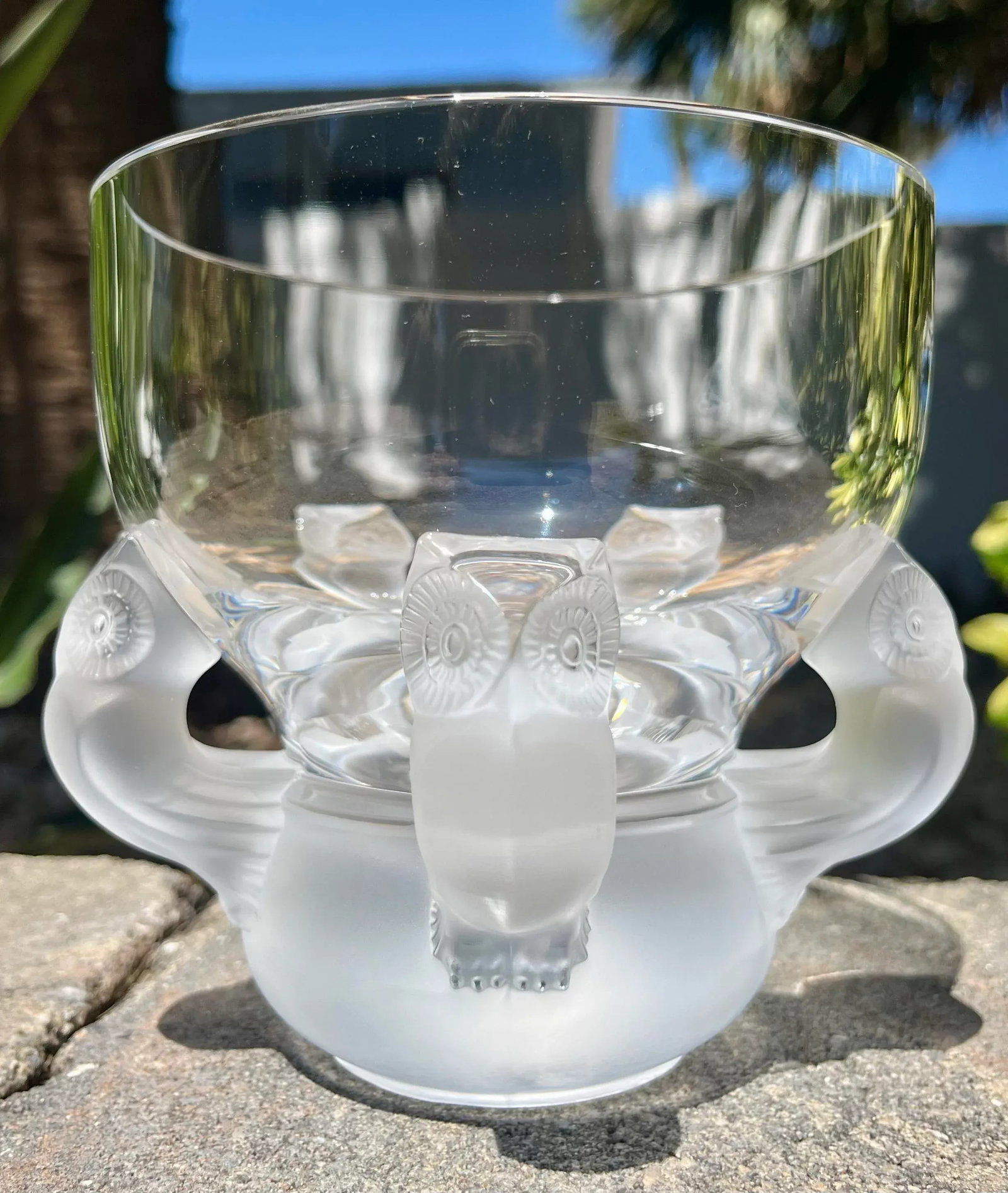 Mid 20th Century Lalique Hiboux (France) Crystal Owl Vase - 2