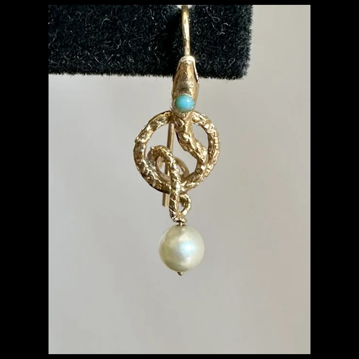 Late 19th Century 14k Serpent and Pearl Earrings, A Pair - 5