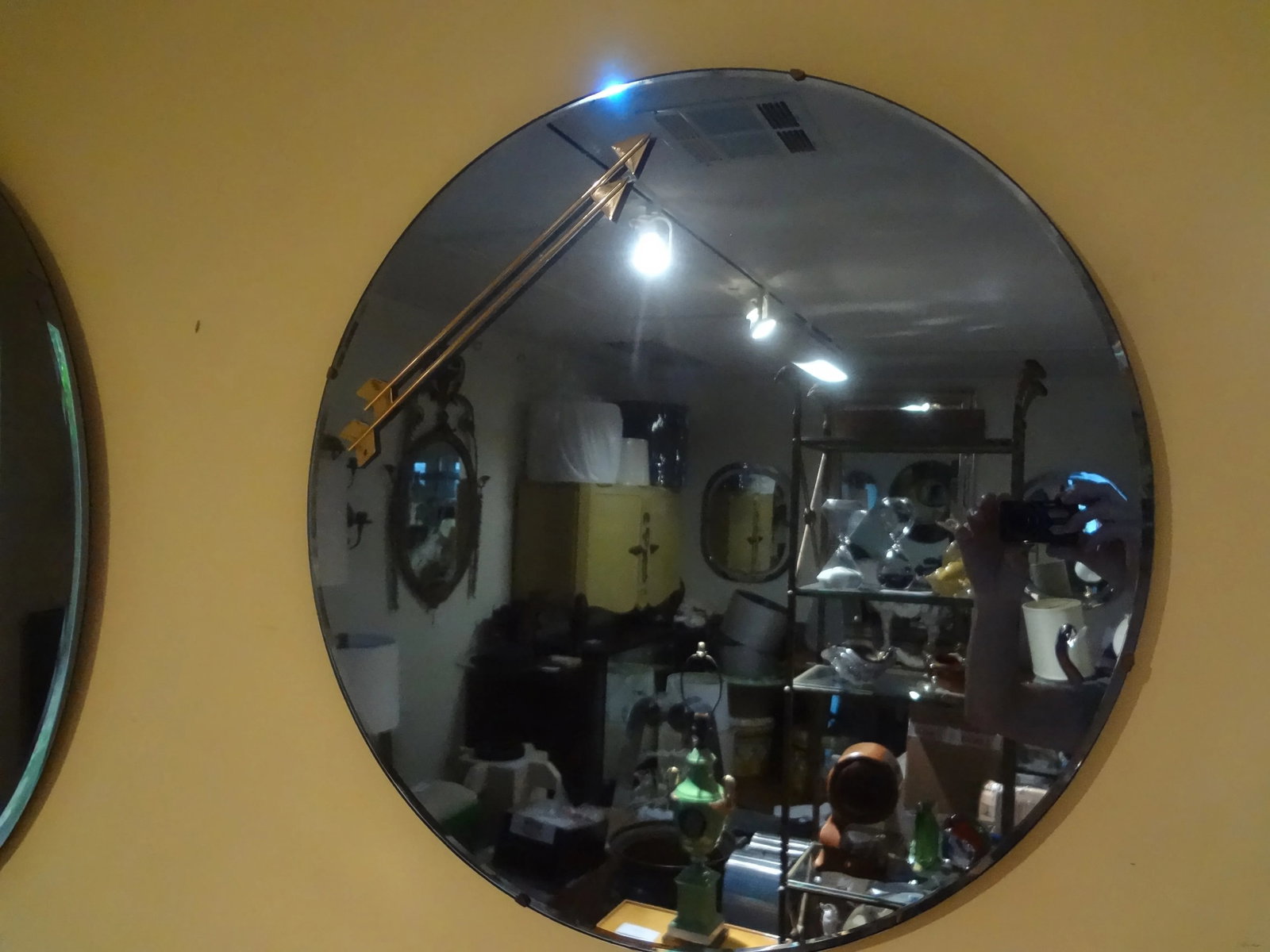 1960s Italian Blue Mirror With Double Arrow Accents After Fontana Arte - 8