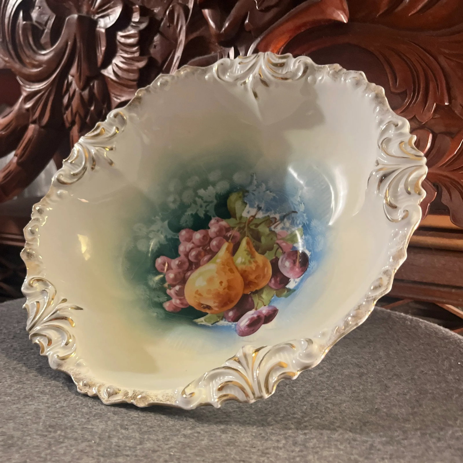 Antique Rs Prussia Hand Painted Berry Bowl - 9