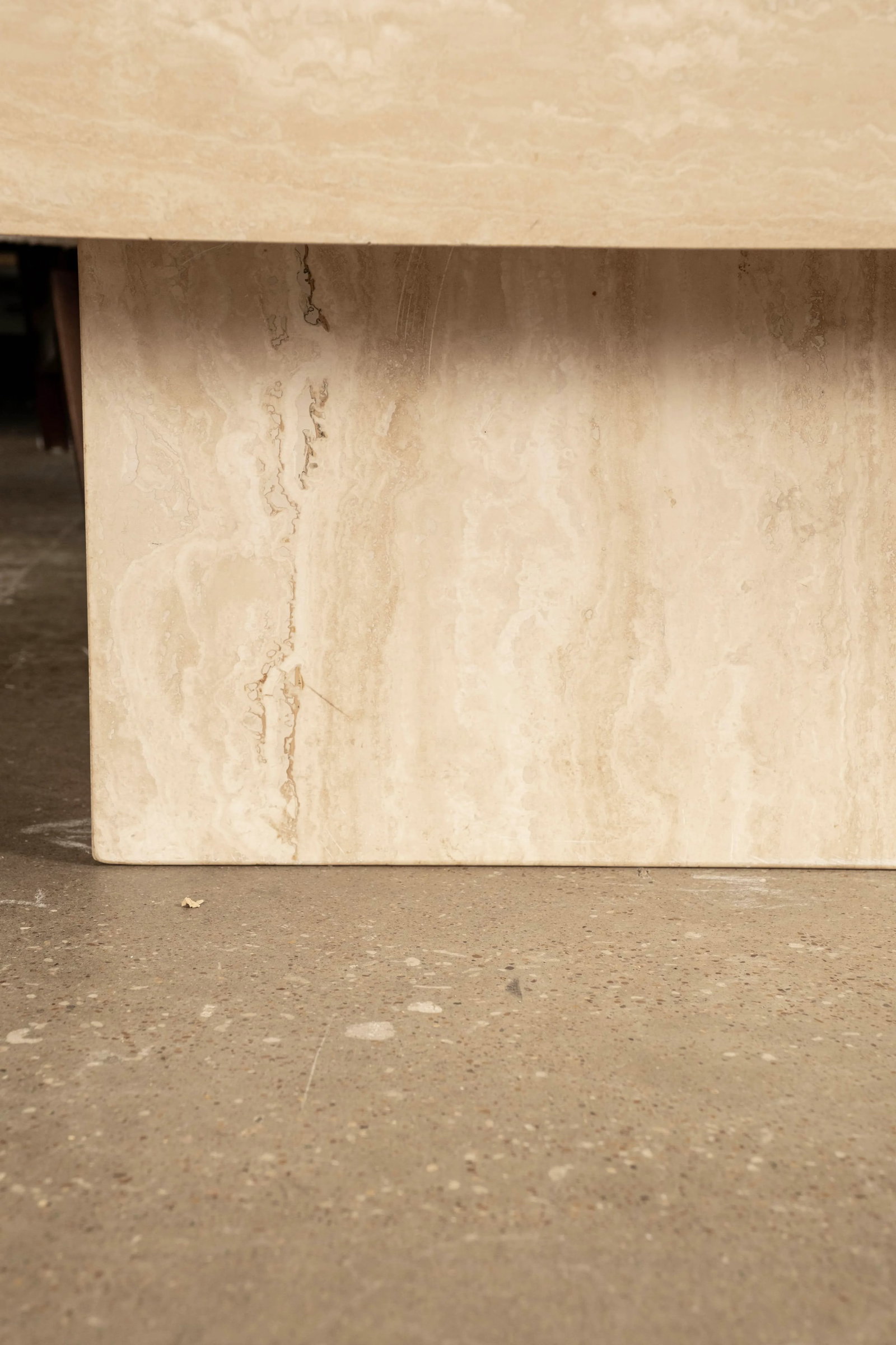 1970s Italian Modern Travertine Coffee Table Attributed to Angelo Mangiarotti - 5