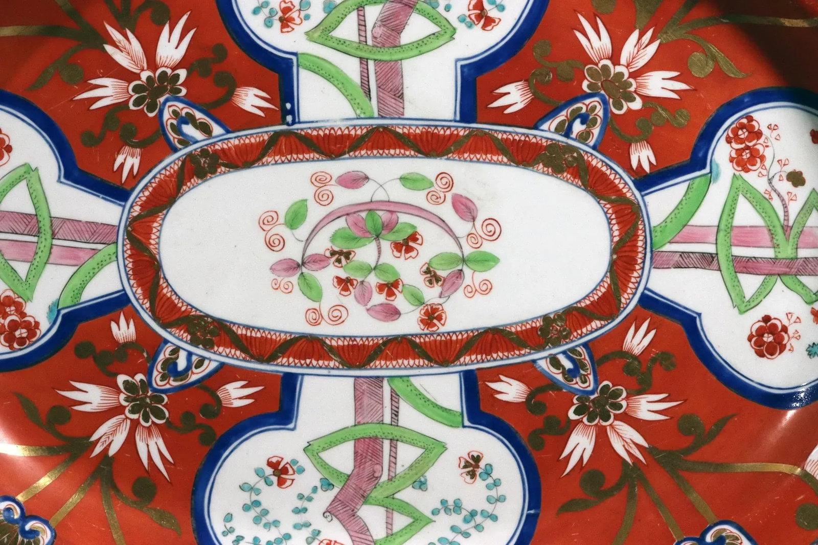 Regency Period Coalport Porcelain Dish Painted With the Dollar Pattern - 2